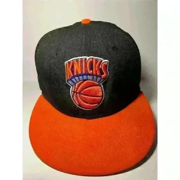 New York Knicks Snapback Hat New Era 9Fifty Hardwood Classics Black - Picture 1 of 10